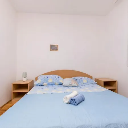 Bozo Biograd Na Moru